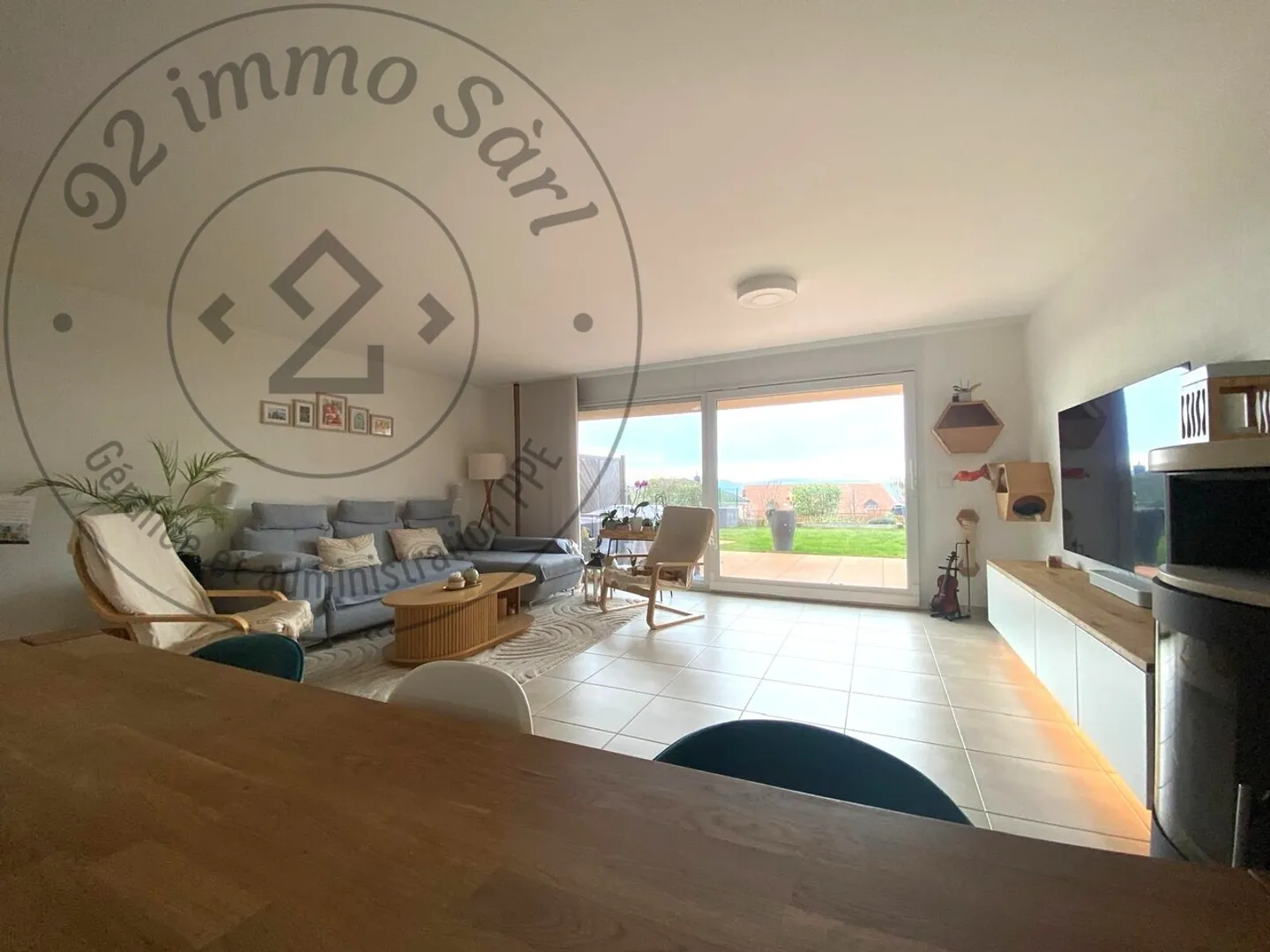 Belle Maison Mitoyenne – 5,5 Pièces Ursy - Photo 4 sur 13