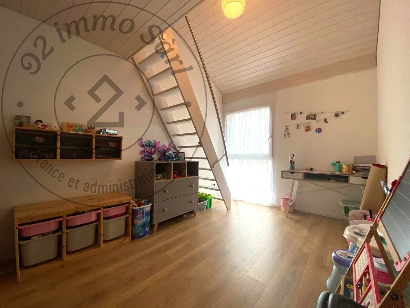 Belle Maison Mitoyenne – 5,5 Pièces Ursy - Photo 7 sur 13