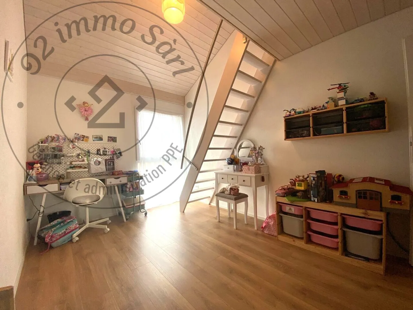 Belle Maison Mitoyenne – 5,5 Pièces Ursy - Photo 8 sur 13