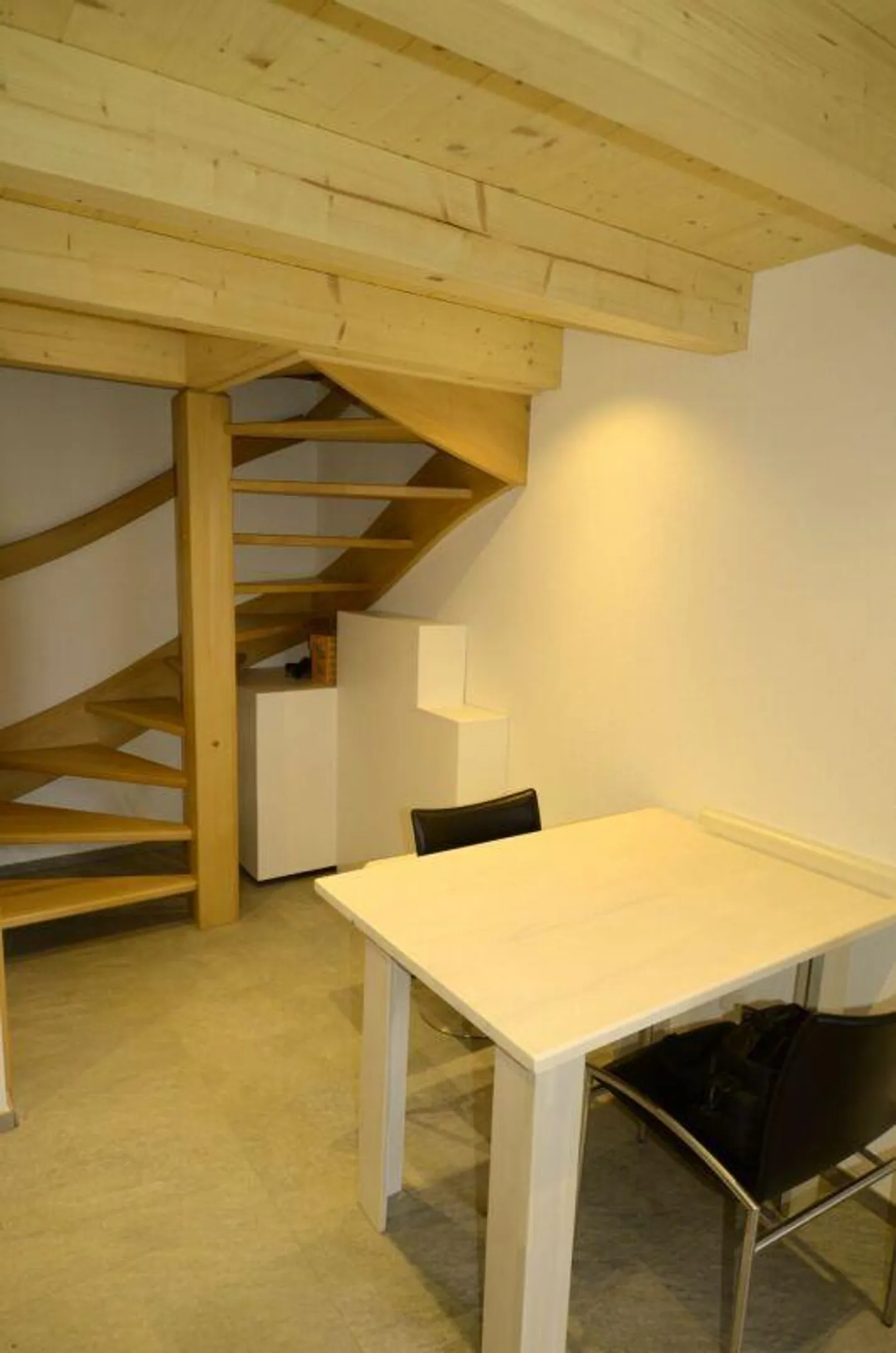Gioiello nuovissimo nel soleggiato Wildi a Saas-Fee. Residenza principale = residenza e sede fiscale a Saas-Fee. - Foto 7 di 13