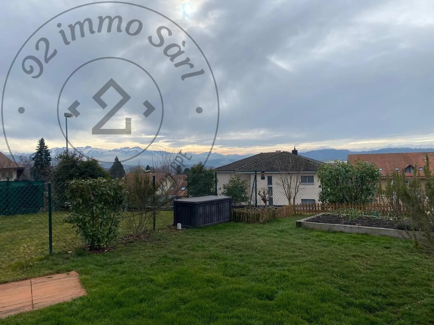 Belle Maison Mitoyenne – 5,5 Pièces Ursy - Photo 13 sur 13