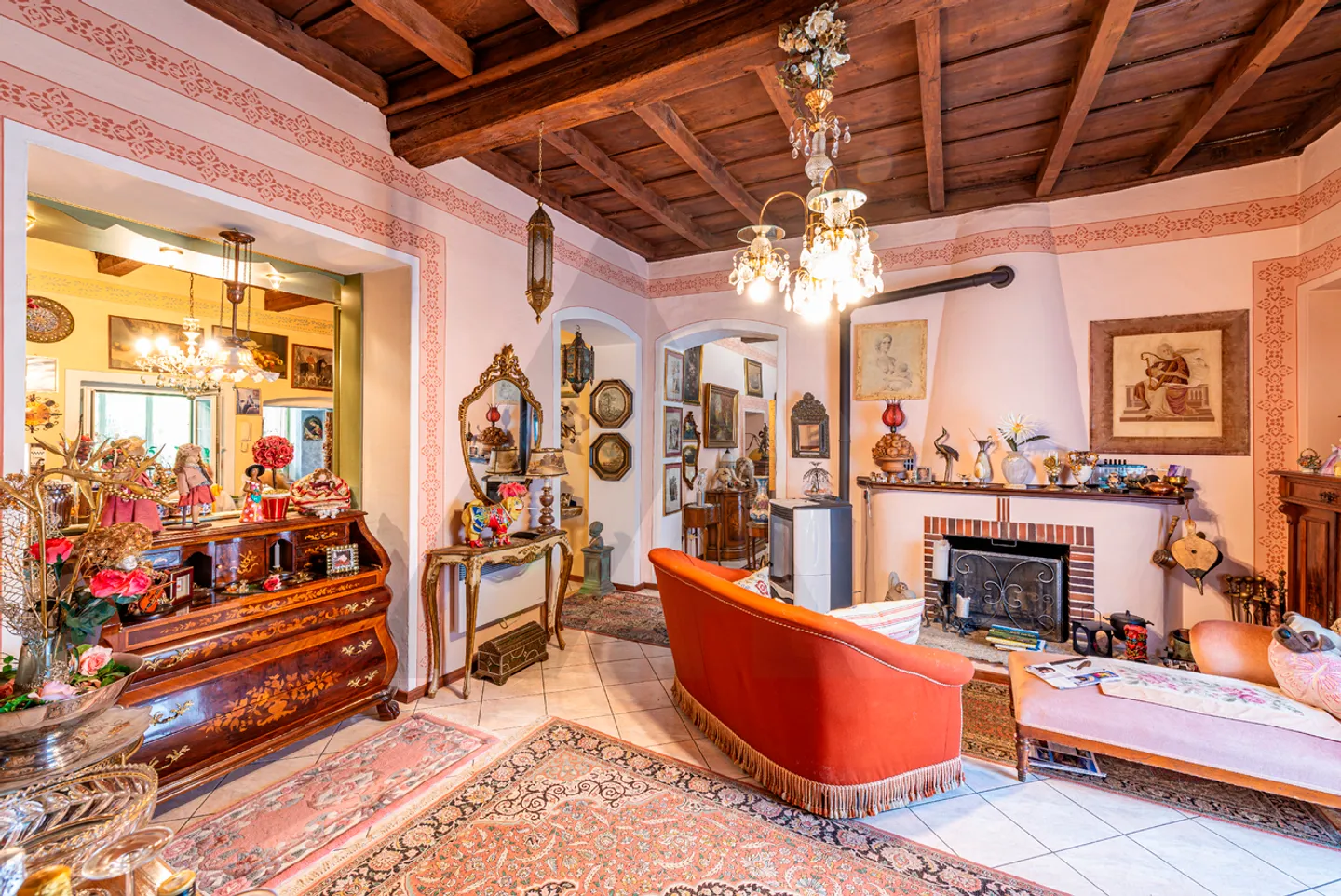HISTORIC RESIDENCE WITH UNIQUE POTENTIAL ON LAKE MAGGIORE - Photo 5 of 15