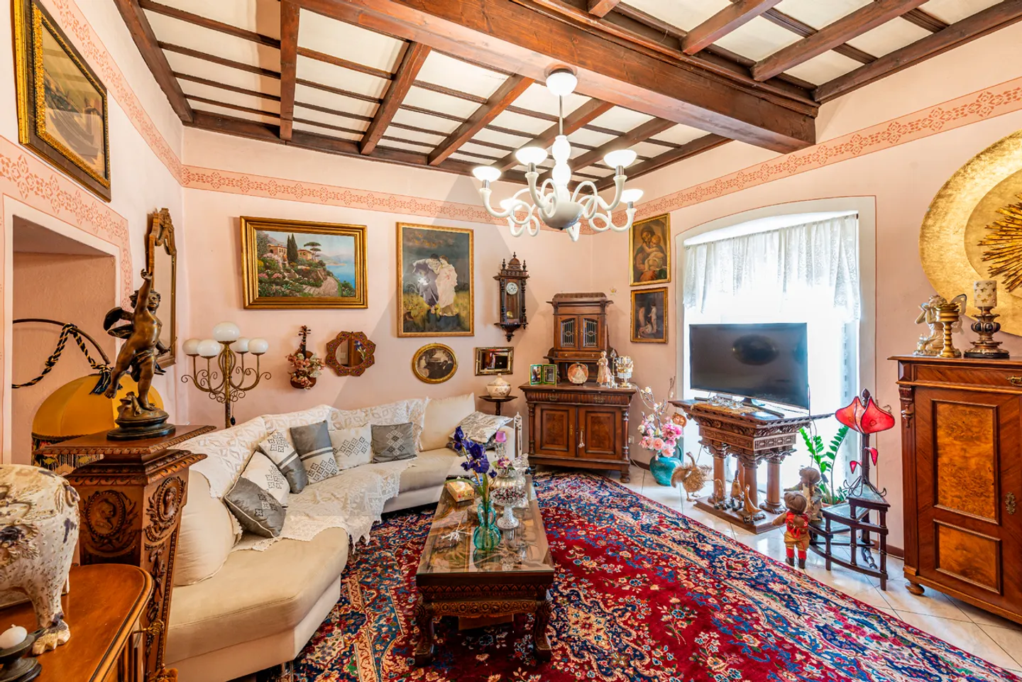 HISTORIC RESIDENCE WITH UNIQUE POTENTIAL ON LAKE MAGGIORE - Photo 6 of 15