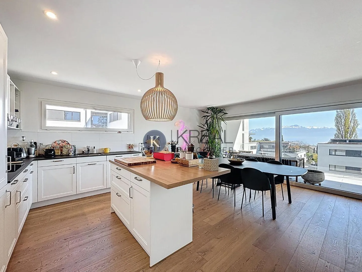 Appartement moderne avec vue sur le lac - Photo 4 sur 10