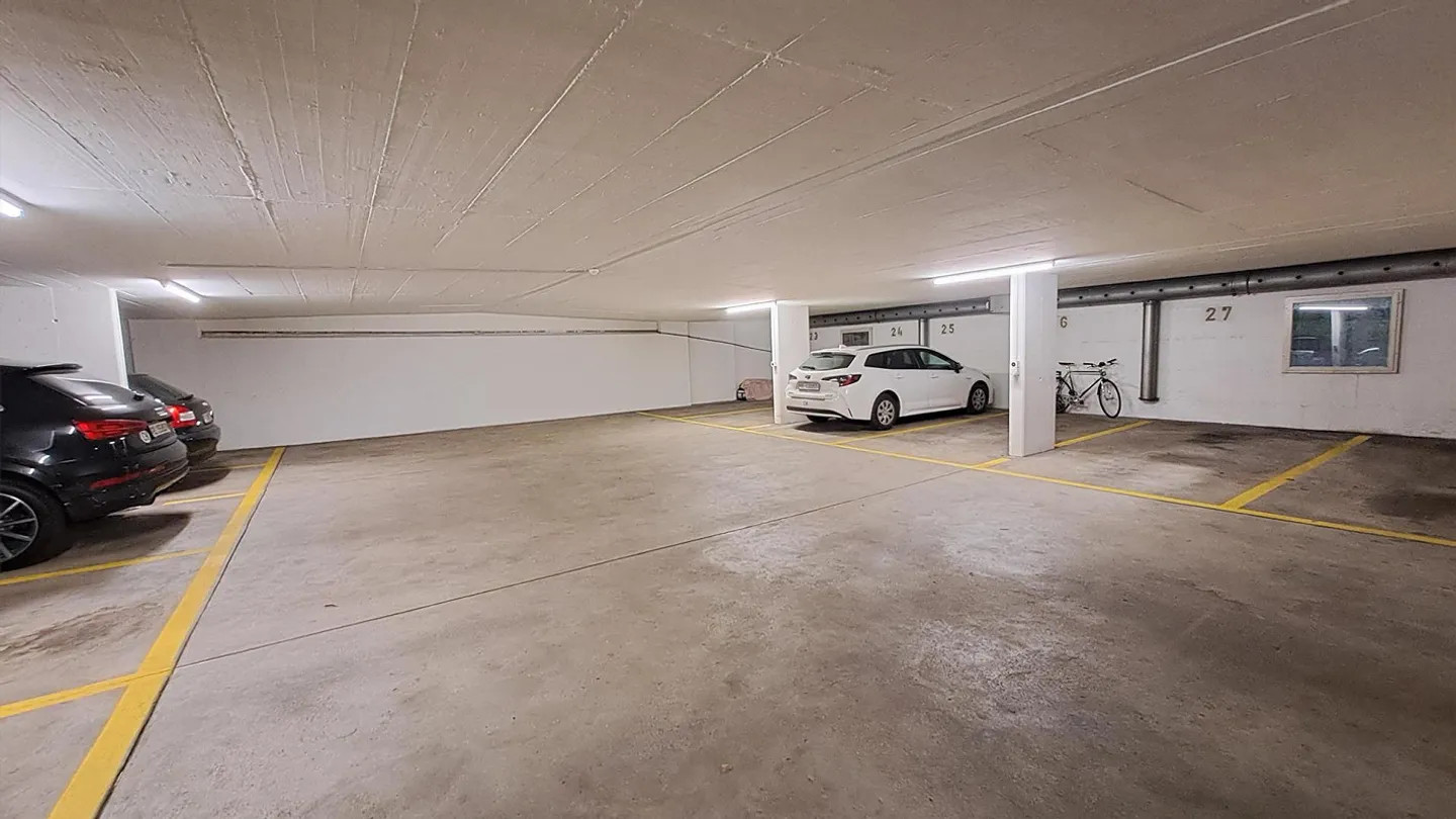 Autoeinstellplatz - Photo 3 sur 4