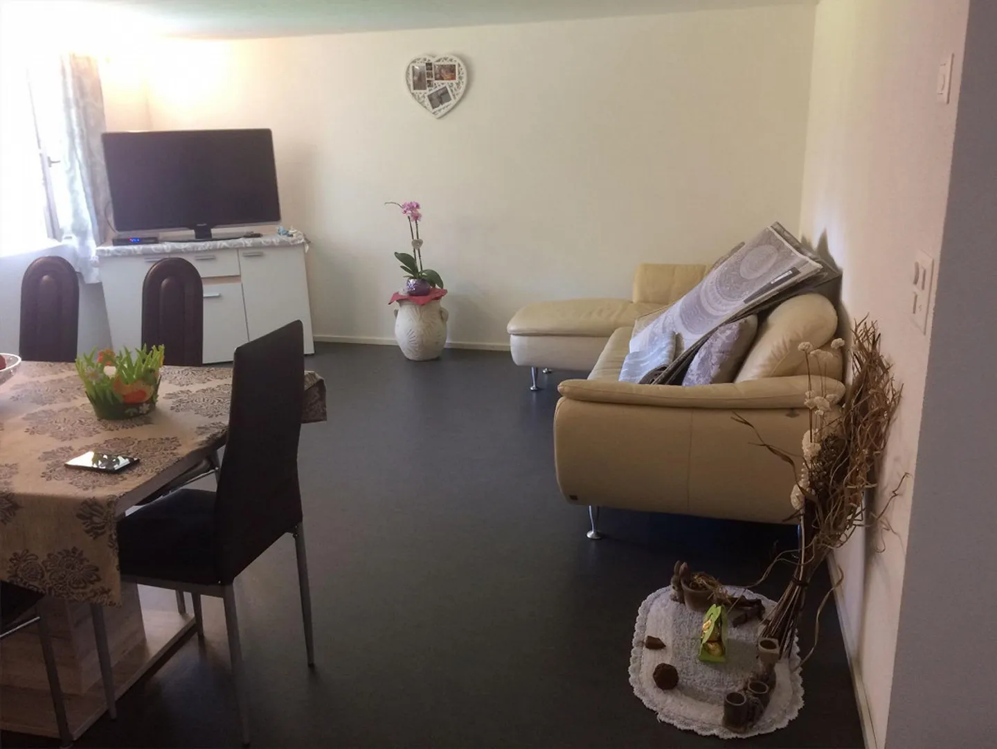 Moderne 2.5 Zimmerwohnung - Foto 3 von 6