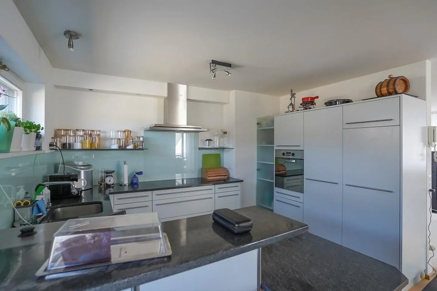 Attractive 4½-Room Duplex in the Bear Center - Photo 1 of 13