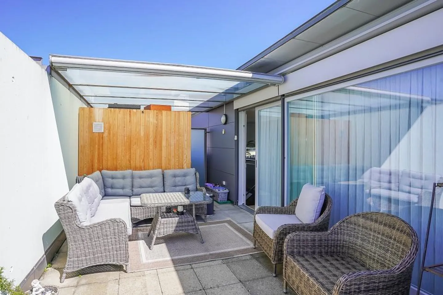 Attractive 4½-Room Duplex in the Bear Center - Photo 4 of 13