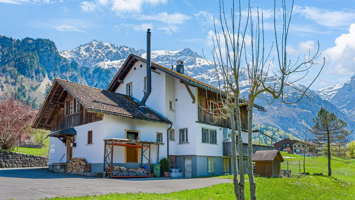 AgentSelly - Gastronomy with Living in Mountain Scenery - Photo 1 of 13