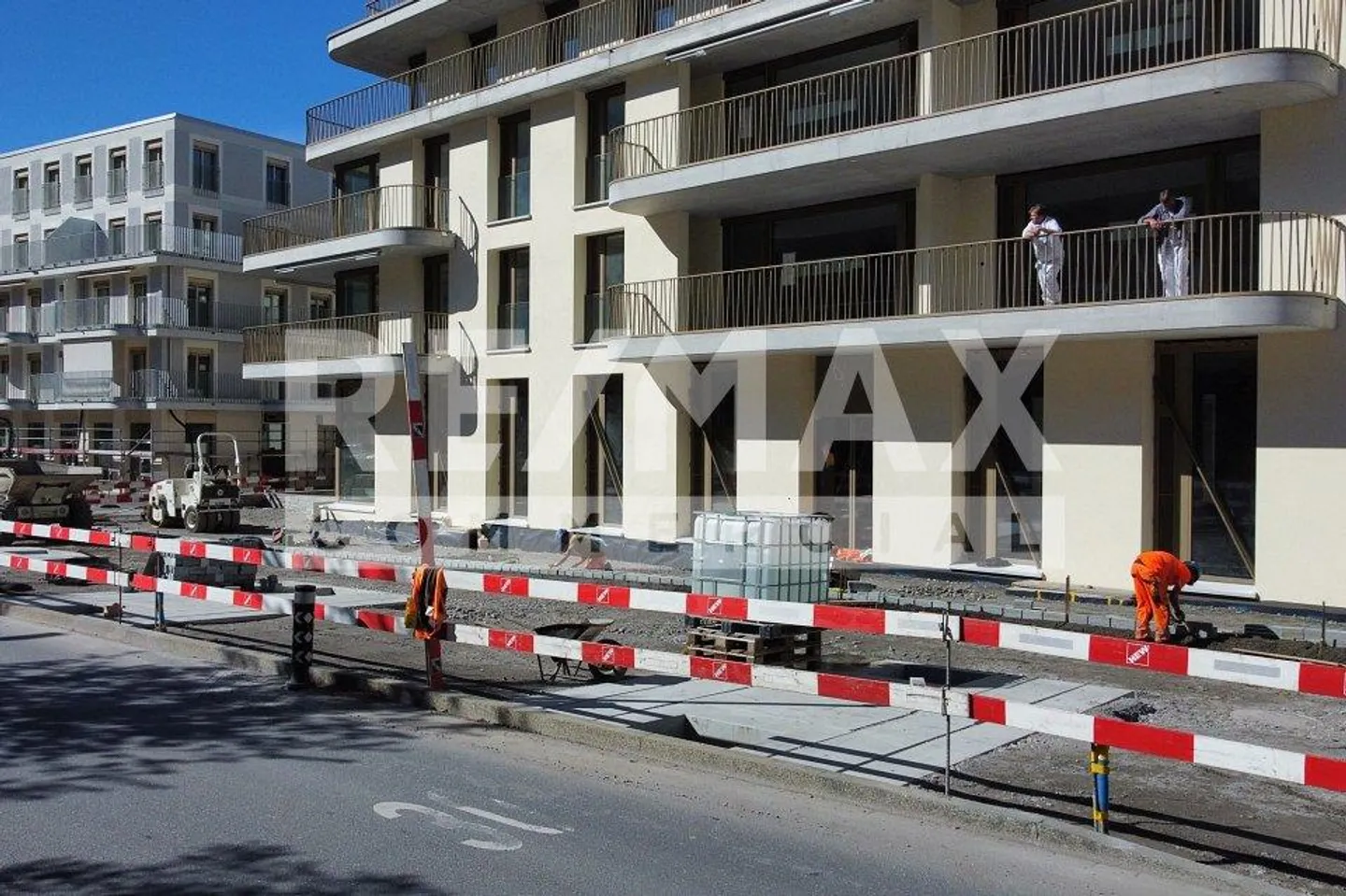 Attraktive Gewerbefläche A im Edelrohbau - Vielseitige Nutzungsmöglichkeiten - Foto 2 von 7