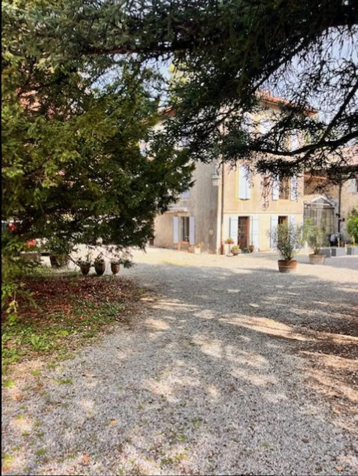 Large Village House for Cash in the Geneva Countryside of Satigny - Photo 10 of 27