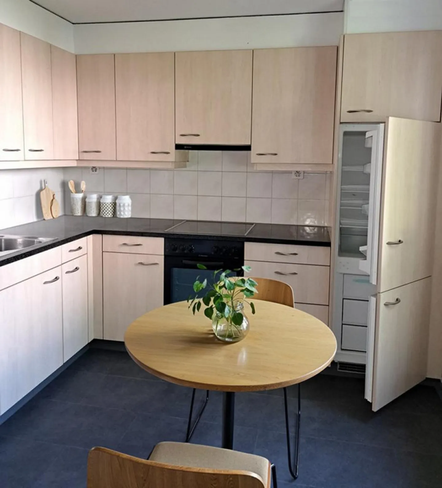 Vivere in una posizione tranquilla ad Allschwil - Foto 3 di 5