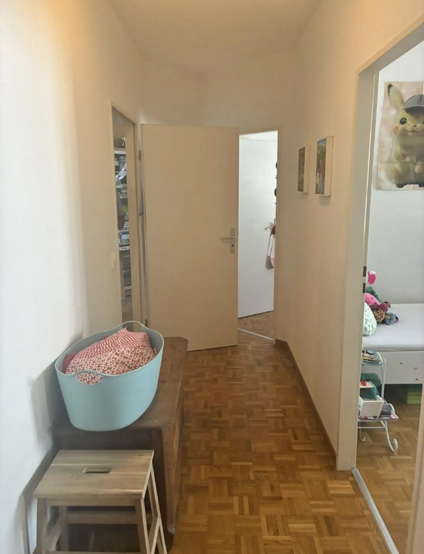 Appartement spacieux de 5 pièces - Photo 3 sur 6