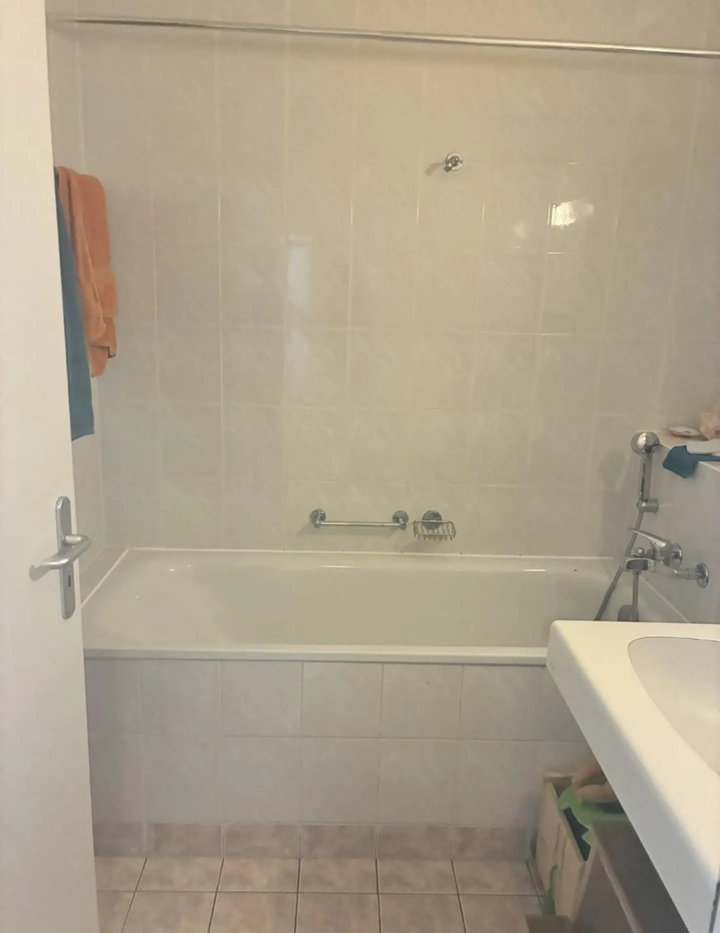 Appartement spacieux de 5 pièces - Photo 4 sur 6