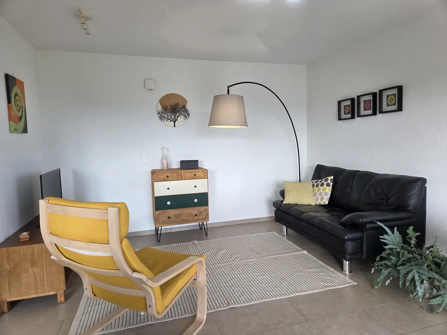 APPARTAMENTO 2 LOCALI AD ALIKON (AG), ARREDATO, TEMPORANEO - Foto 2 di 7