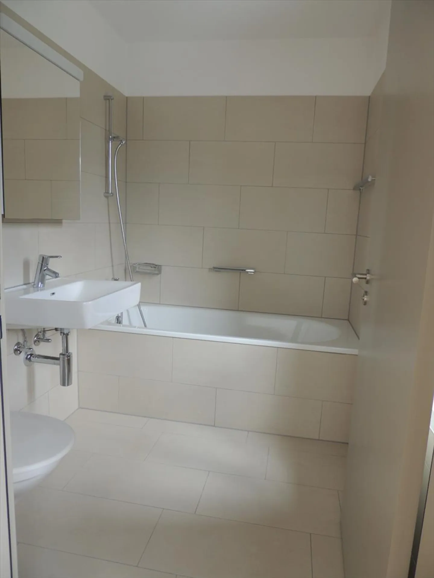 «MIETEN OHNE DEPOT - Moderne Wohnung mit Gartensitzplatz» - Foto 4 von 9