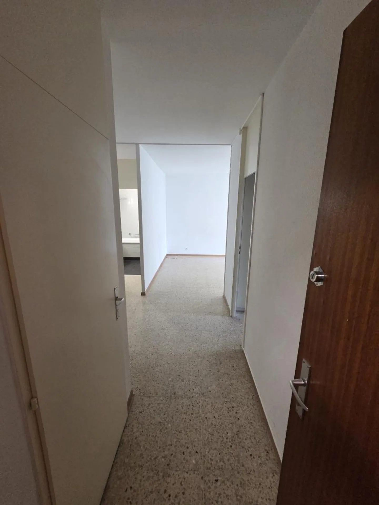 Appartamento 5 locali - Foto 4 di 17