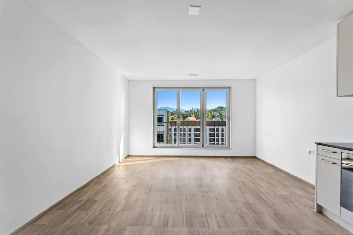Modernes Studio im Herzen von Horw - Foto 2 von 9