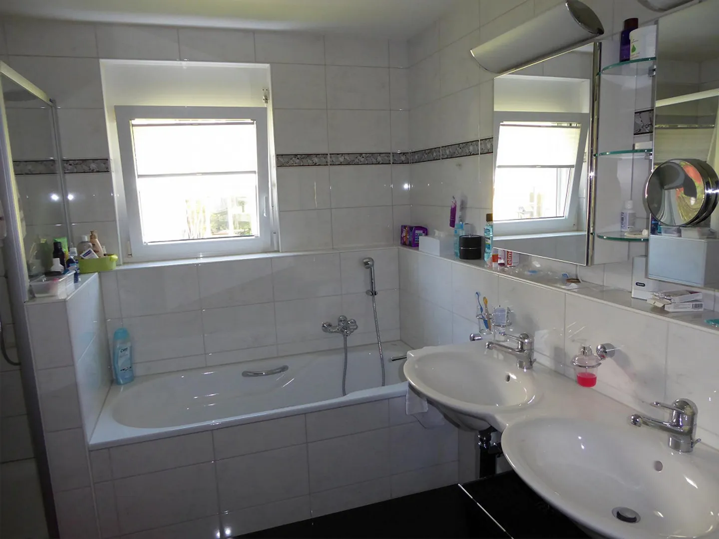 Appartamento maisonette di 5 1/2 stanze con giardino - Foto 12 di 22