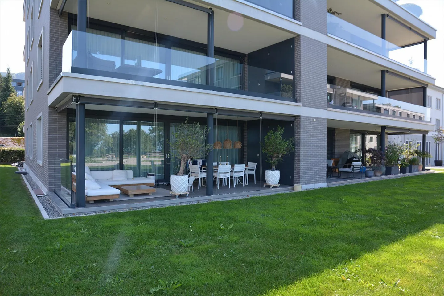 Top moderne Eigentumswohnung mit Seeanstoss - Foto 4 von 22