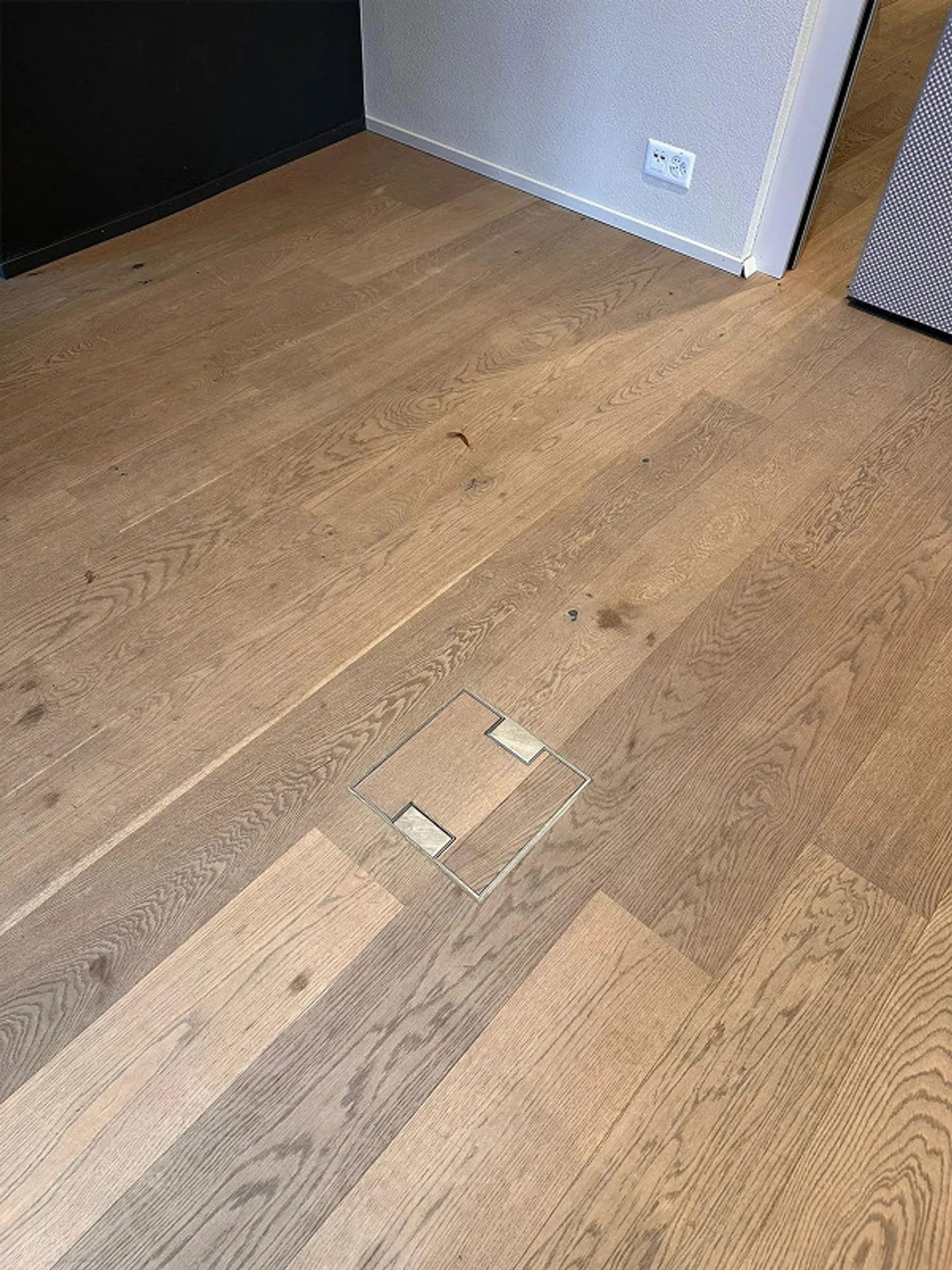 Espace de bureau exclusif - Photo 8 sur 12