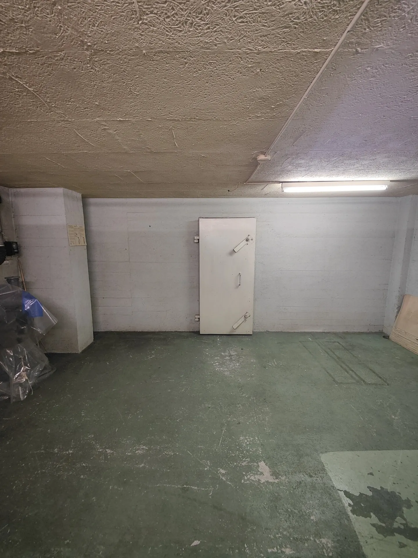 47.52m2 Salle de stockage Zurich - Zweierstrasse 25 - Photo 11 sur 13