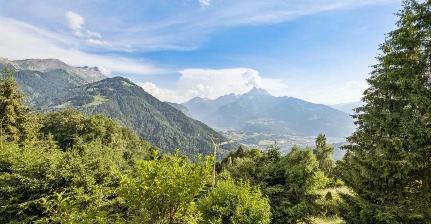 Chalet tradizionale da ristrutturare a Gryon, vista e ampio giardino - Foto 11 di 11