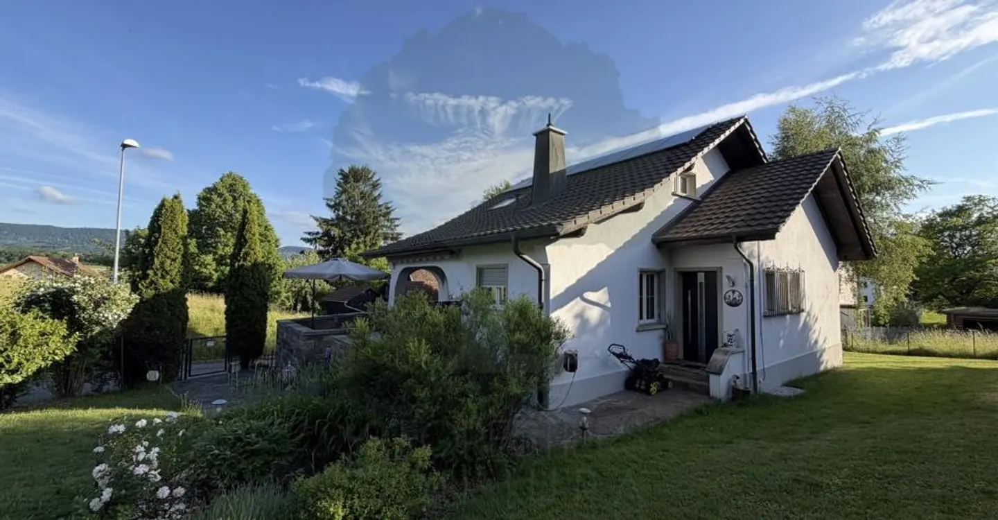 Bella casa familiare di 146 m² su un lotto di 818m2 ad Alle - Foto 2 di 12