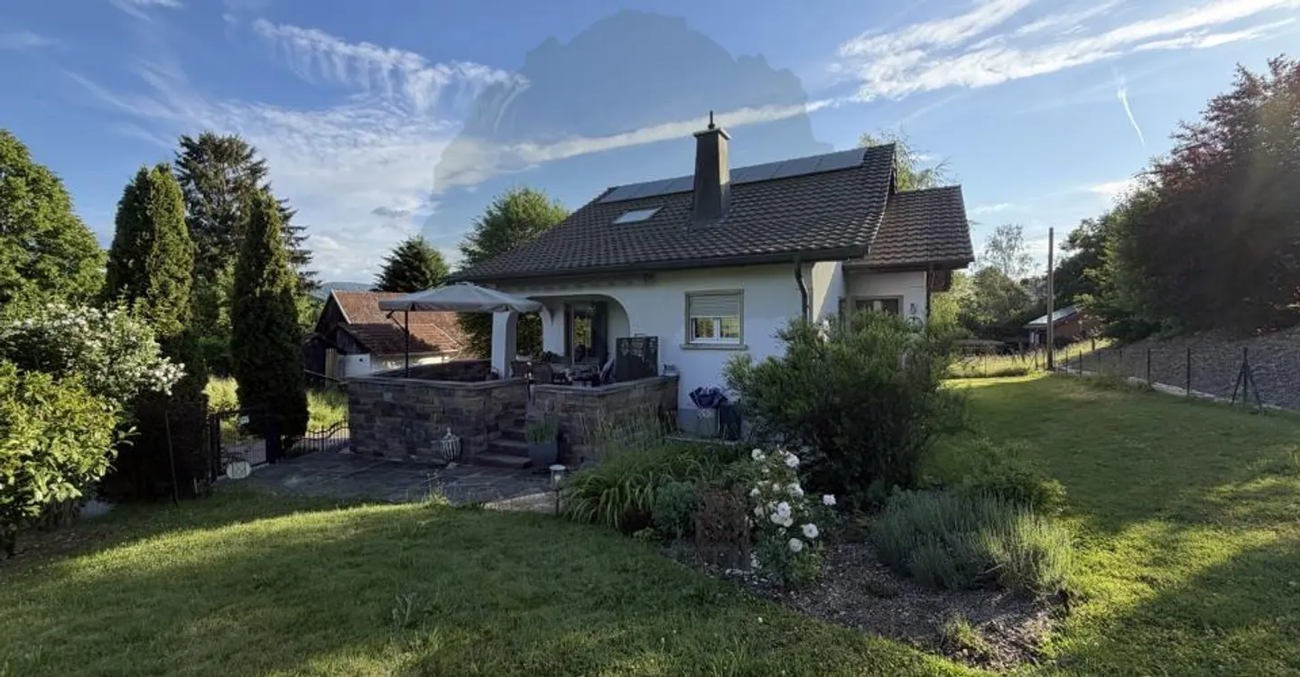 Bella casa familiare di 146 m² su un lotto di 818m2 ad Alle - Foto 1 di 12