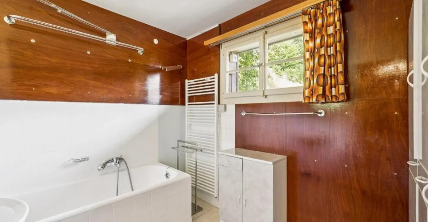 Chalet tradizionale da ristrutturare a Gryon, vista e ampio giardino - Foto 6 di 11