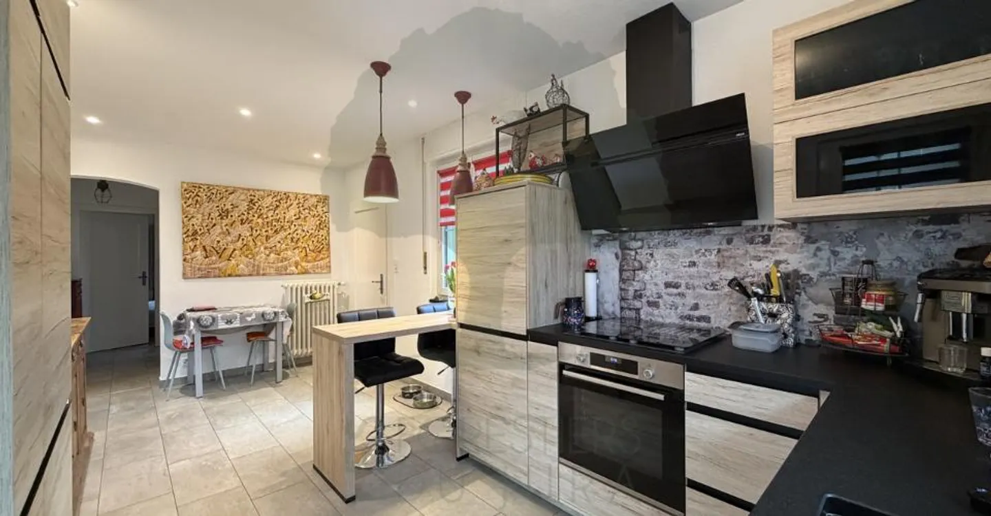 Bella casa familiare di 146 m² su un lotto di 818m2 ad Alle - Foto 5 di 12