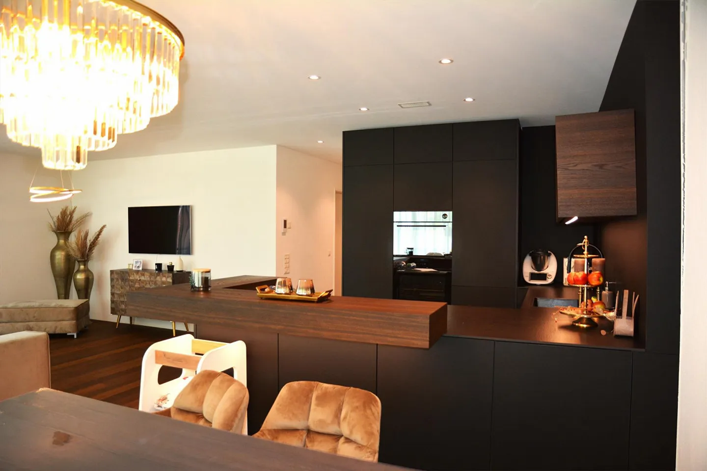 Top moderne Eigentumswohnung mit Seeanstoss - Foto 13 von 22