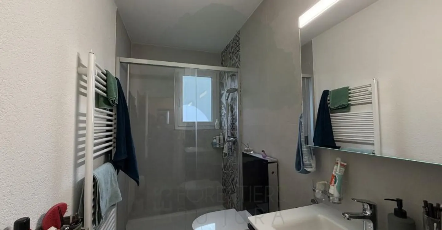 Bella casa familiare di 146 m² su un lotto di 818m2 ad Alle - Foto 11 di 12