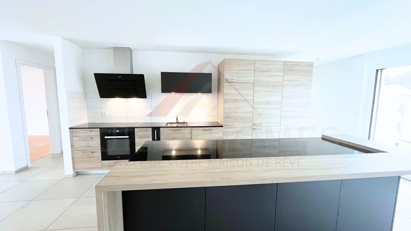 Hyper-center of Delémont - Recent and bright 4.5 rooms of 120 m² with a view - Photo 9 of 19