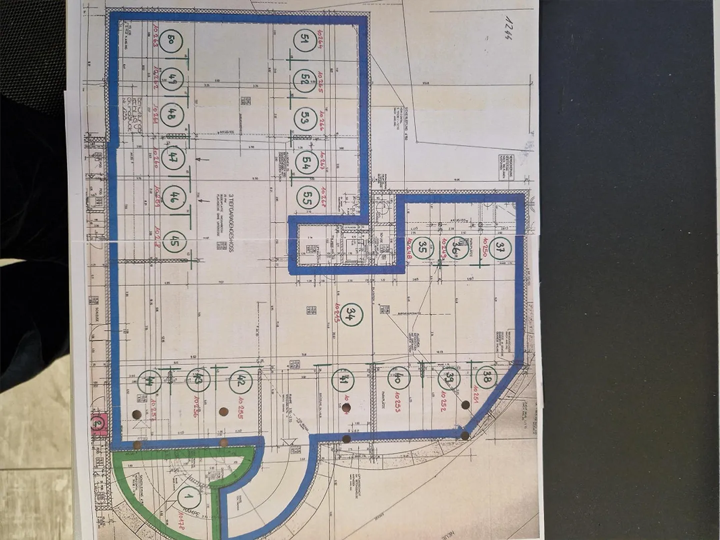 Place de parking souterrain à louer immédiatement - Photo 2 sur 2