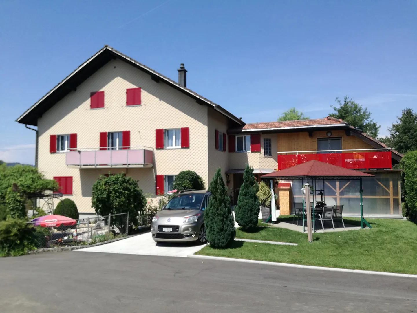 In affitto appartamento 4,5 locali - Foto 1 di 11