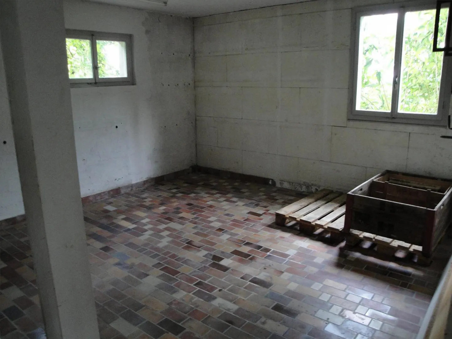 Storage rooms in Küsnacht limited until 30.06.2027 - Photo 5 of 8