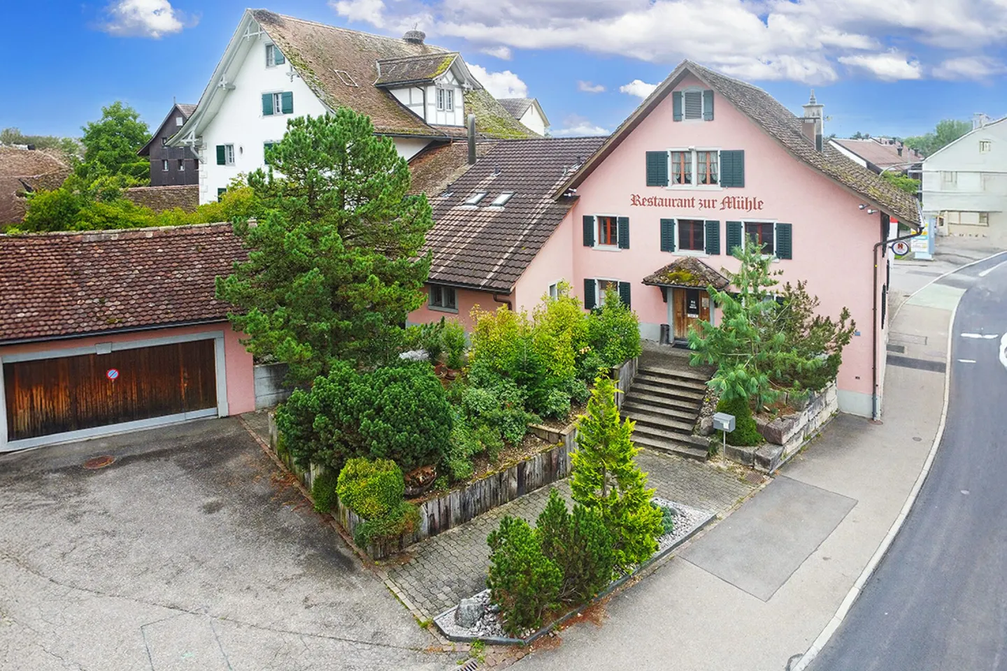 Historical House in the Center of Mönchaltorf - Photo 13 of 15