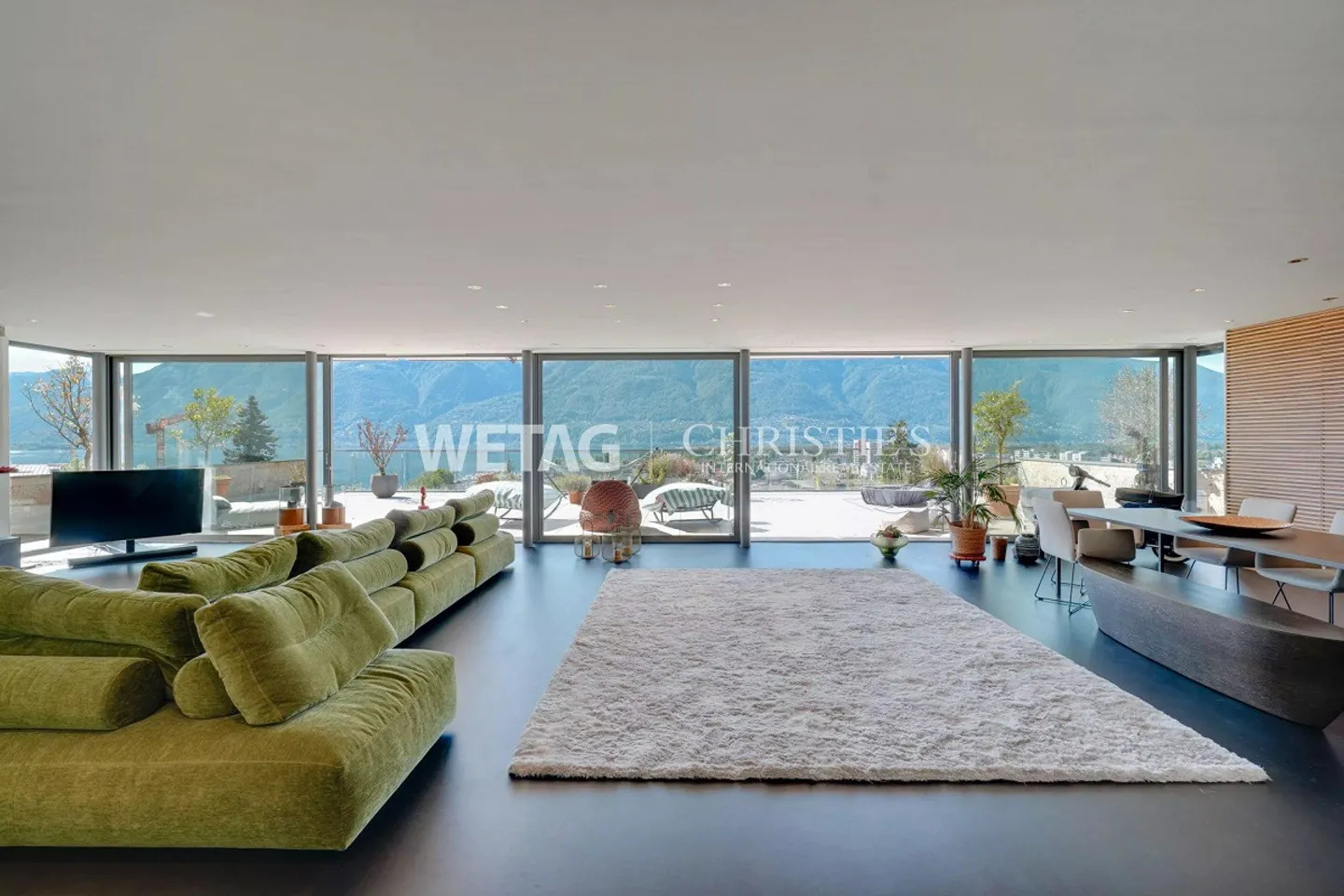 Appartement penthouse lumineux et exclusif avec grande terrasse et vue panoramique à vendre à Locarno - Photo 3 sur 13