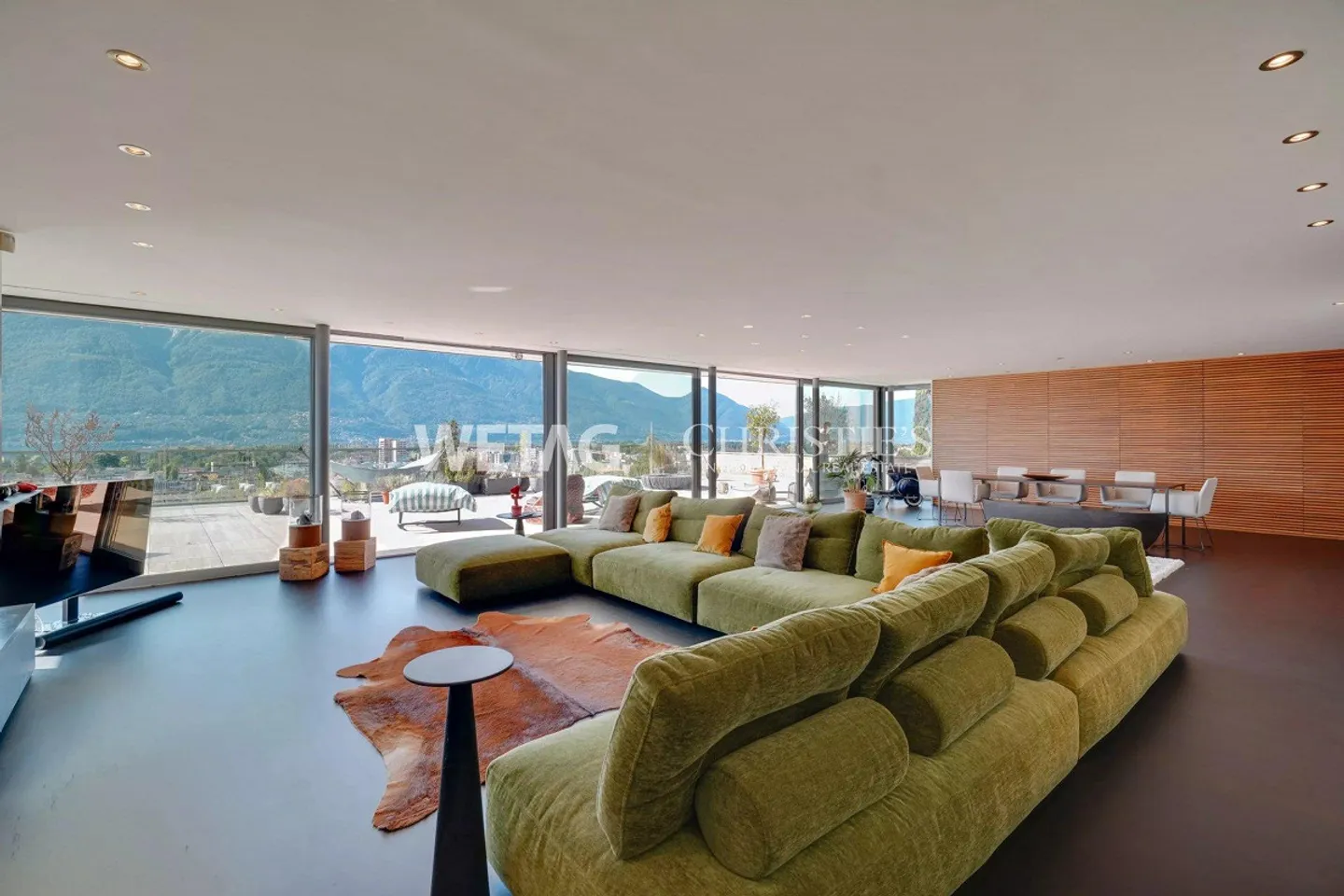 Appartement penthouse lumineux et exclusif avec grande terrasse et vue panoramique à vendre à Locarno - Photo 5 sur 13