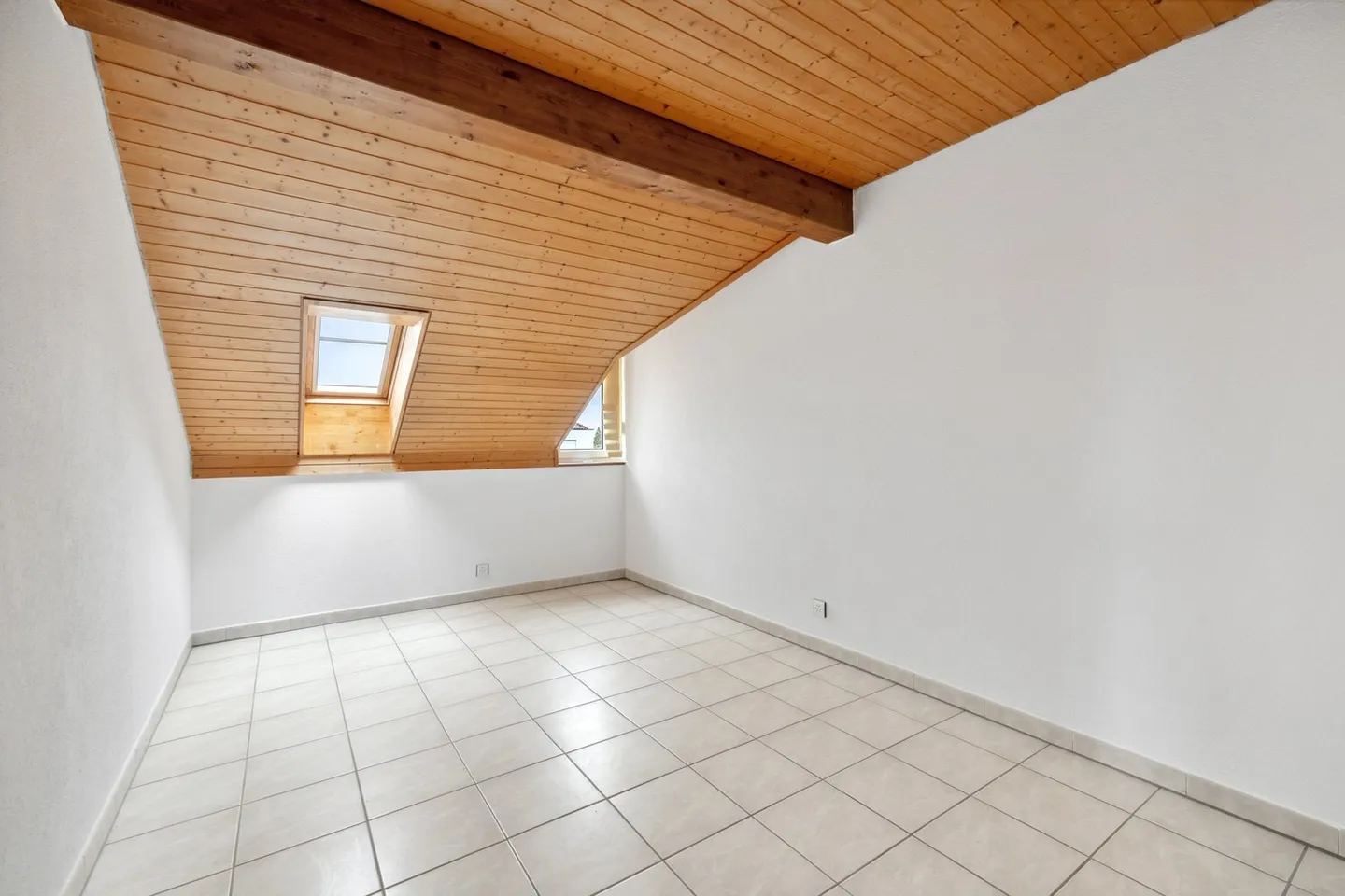 Charmante Attique Wohnung - Foto 3 von 10