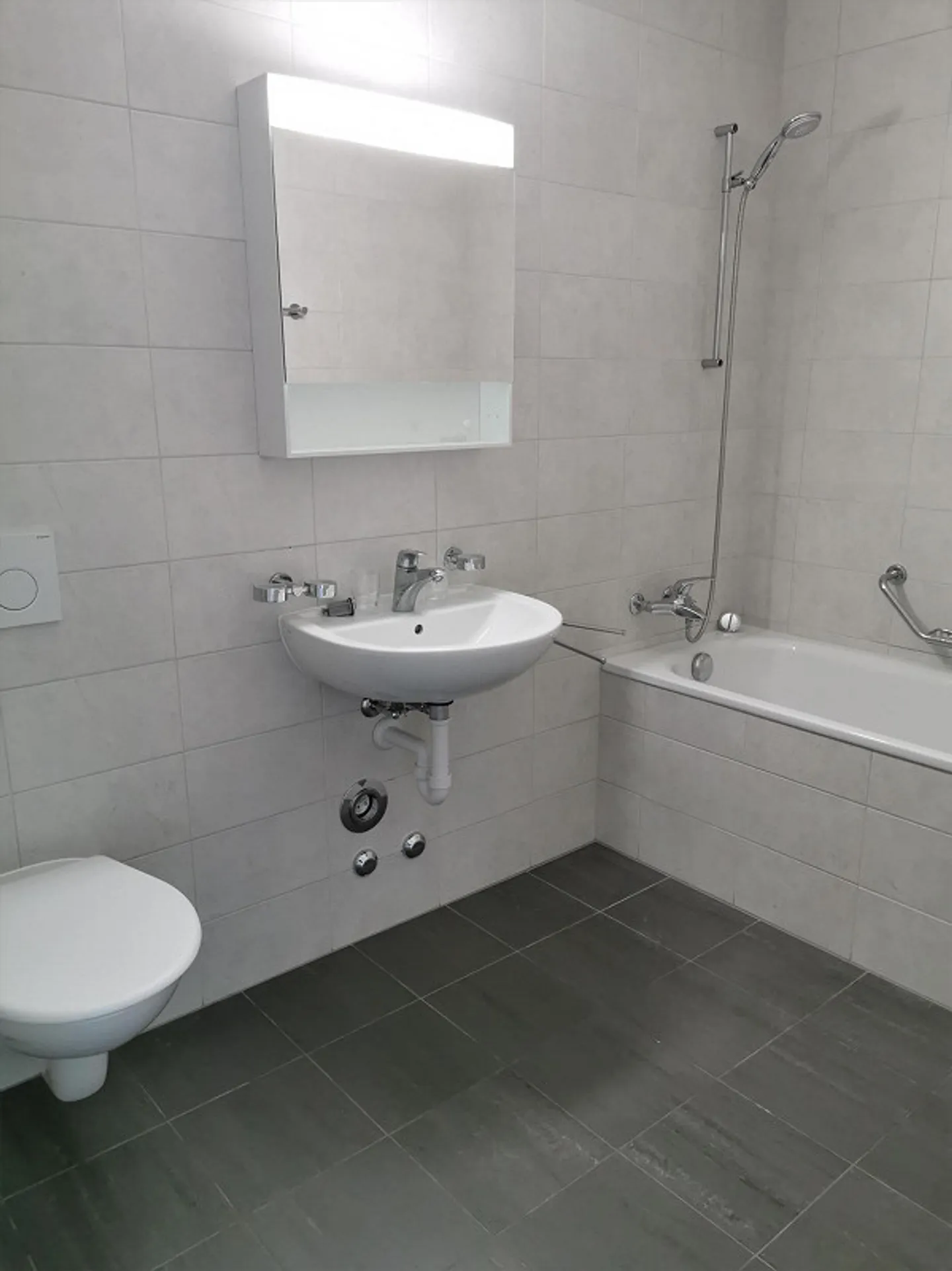 Appartamento spazioso e moderno - Foto 6 di 11