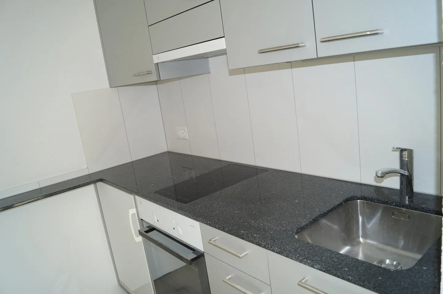 Centrale nella Länggasse con balcone - Foto 3 di 8