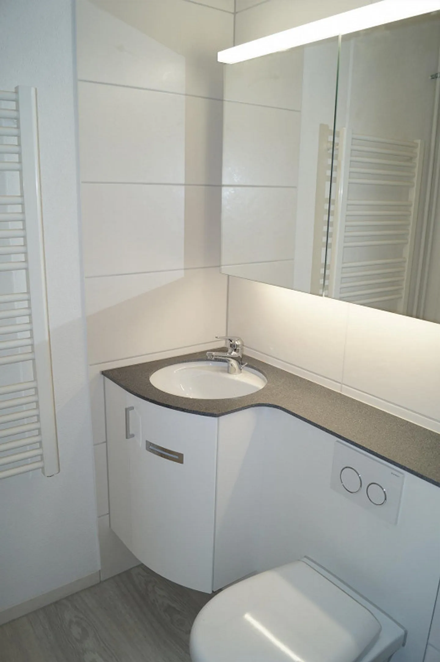 Centrale nella Länggasse con balcone - Foto 5 di 8