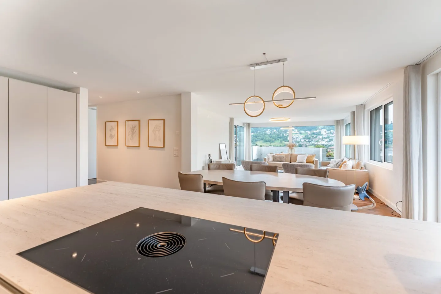 Frenkendorf: Appartamento in terrazza 5.5 stanze con panorama a 180° e sensazione di grattacielo - Foto 6 di 15