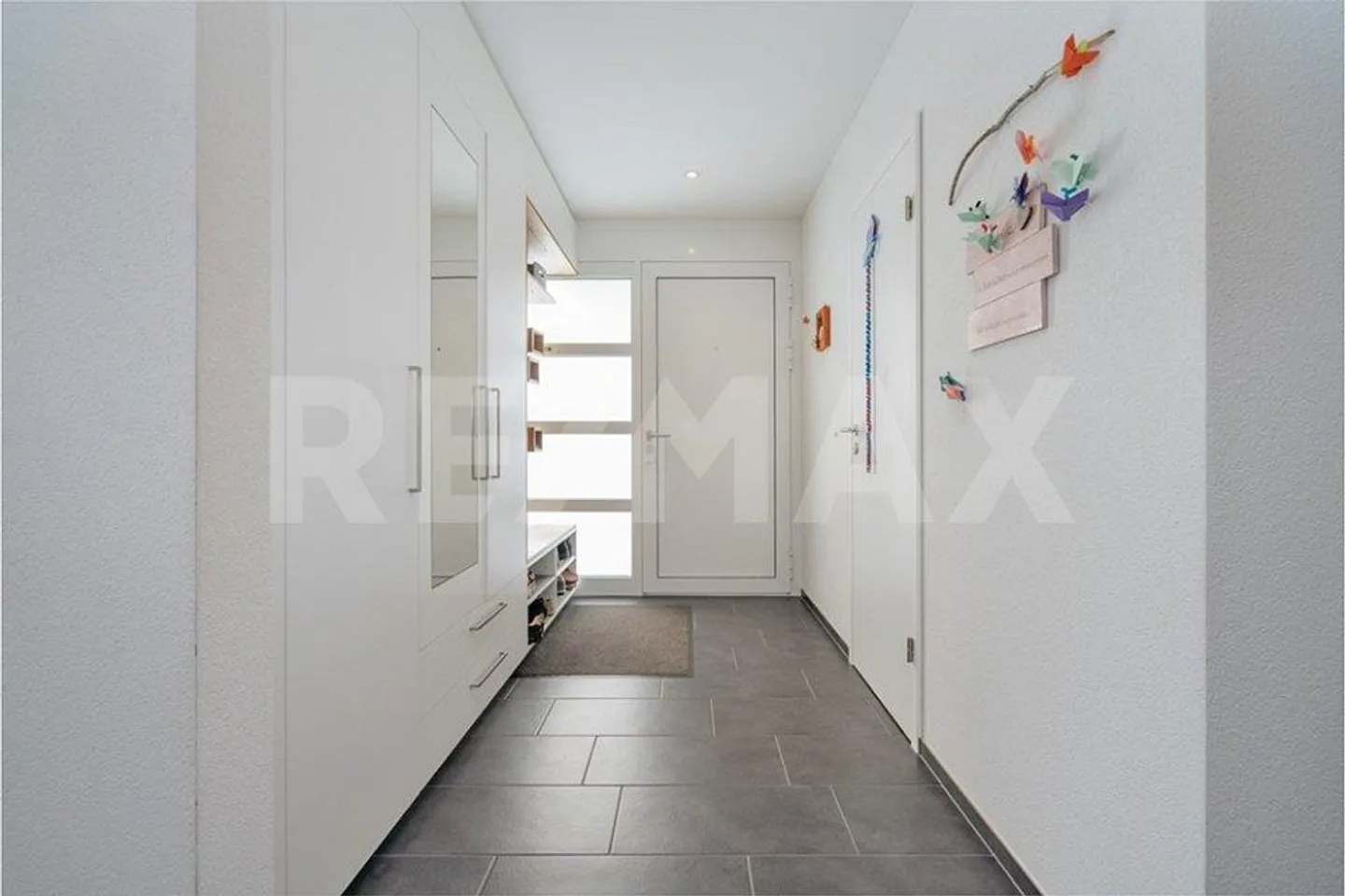 Maison individuelle moderne et indépendante avec aménagement de jardin intelligent - Photo 8 sur 11