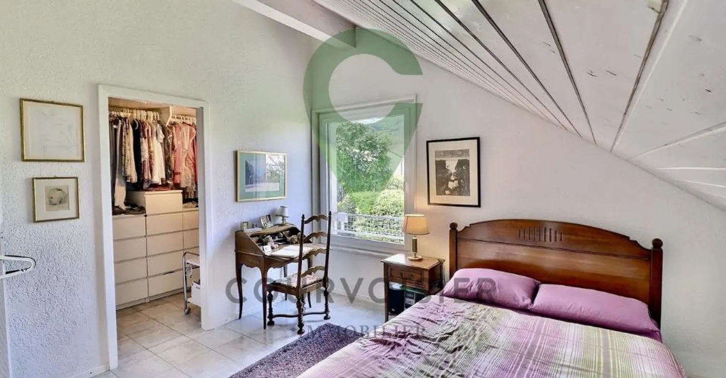 Spazioso attico di 3,5 locali con bella vista libera sul lago - Foto 5 di 9