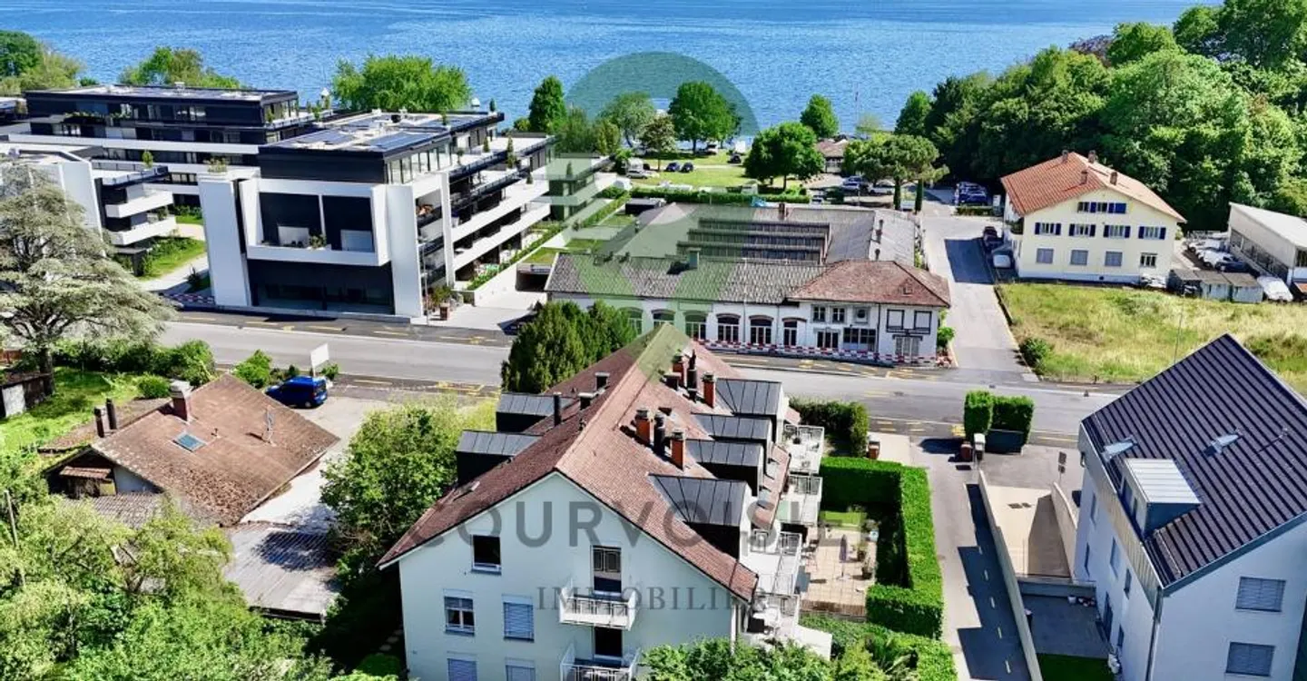 Spazioso attico di 3,5 locali con bella vista libera sul lago - Foto 9 di 9