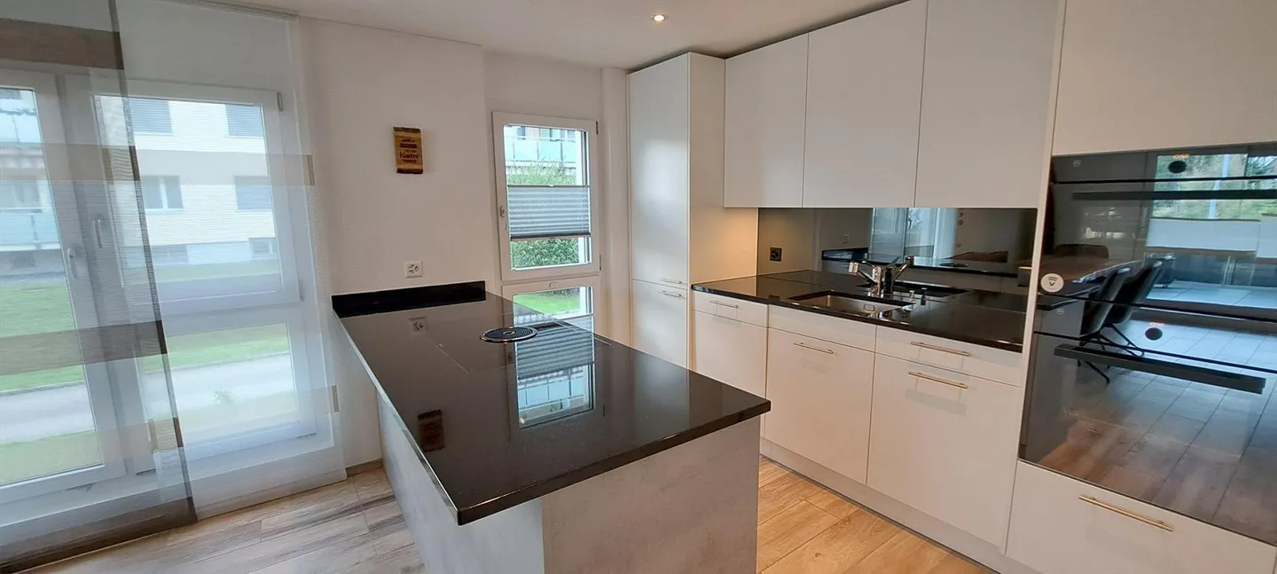 Appartamento 4 1/2 stanze a Winznau incluso 3 posti auto e stanza hobby - Foto 5 di 25