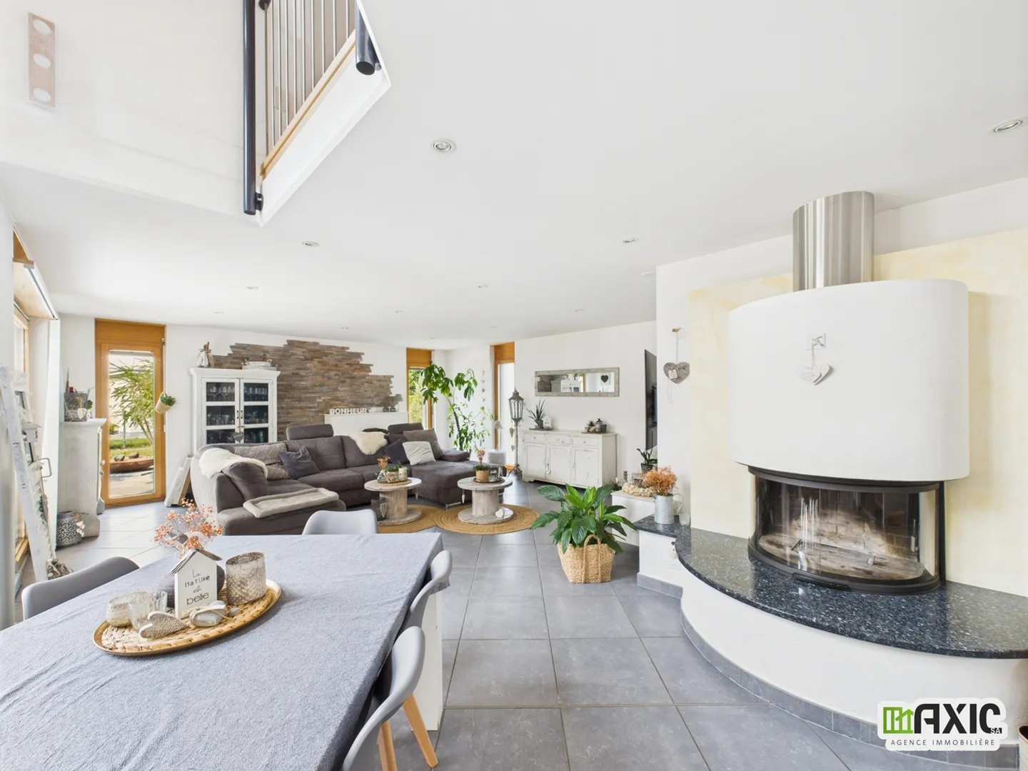 Villa 6,5 Zimmer - Foto 4 von 13